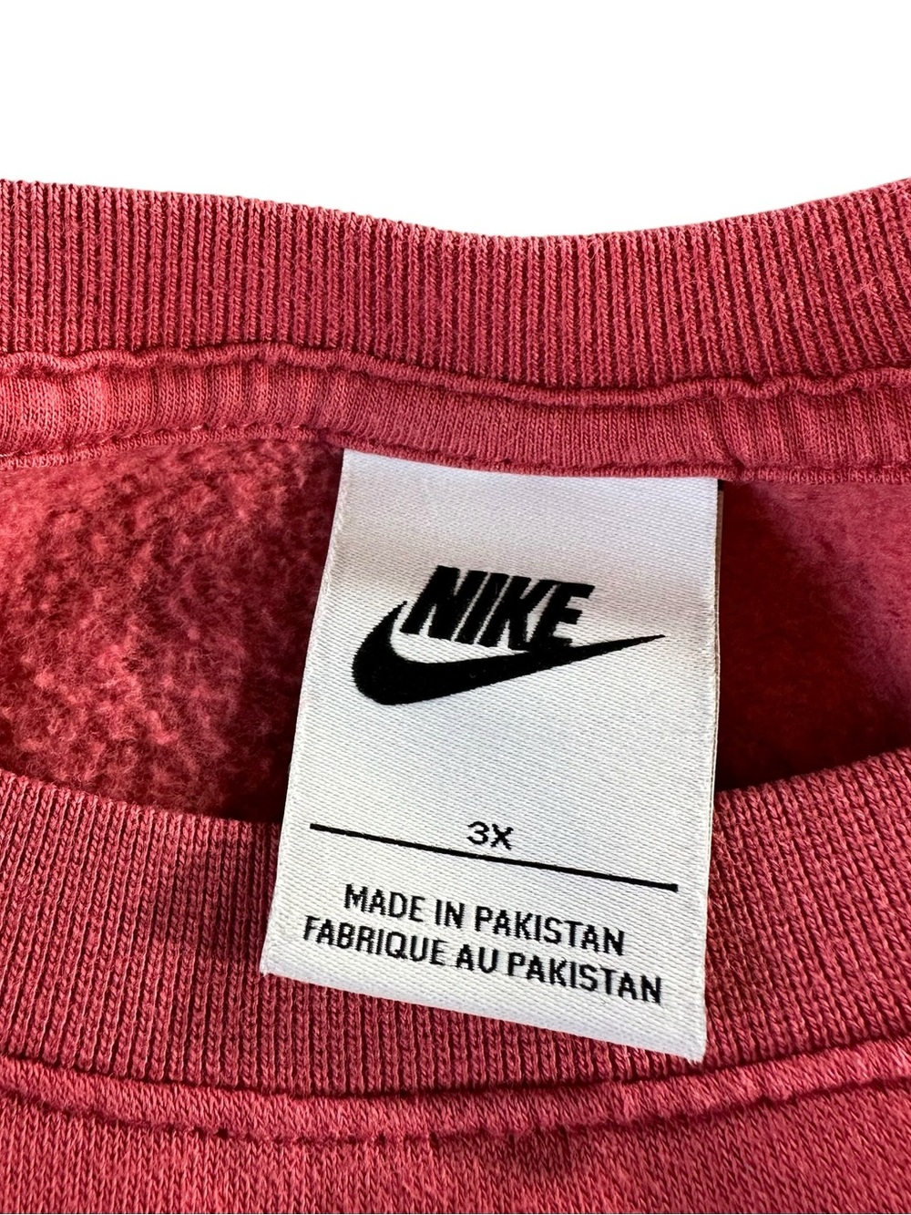 Nike Plus Women's Coral-Red Cropped Crewneck Sweatshirt with Glitter Logo 3X - Picture 3 of 11
